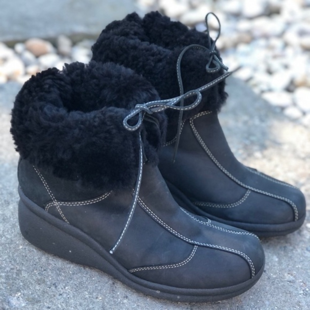 Clarks leather upper winter ankle boots